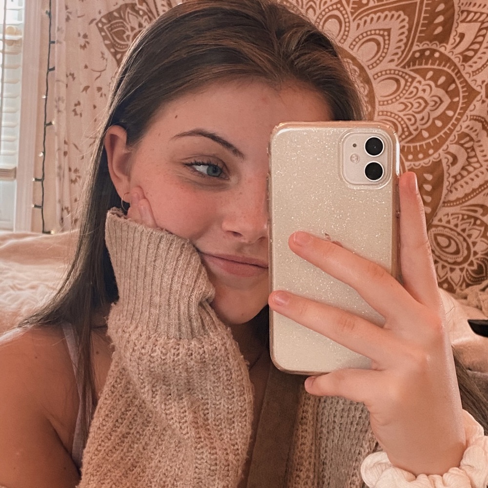 Meet your Posher, Emma